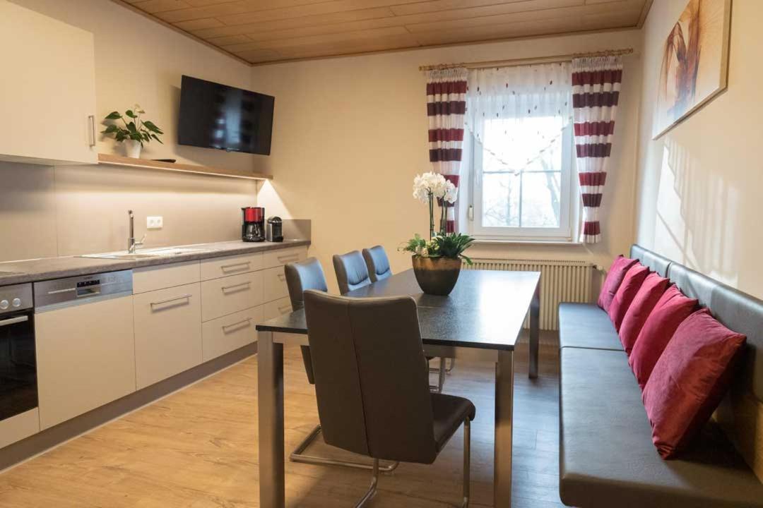 Lebererhof * Rosstal